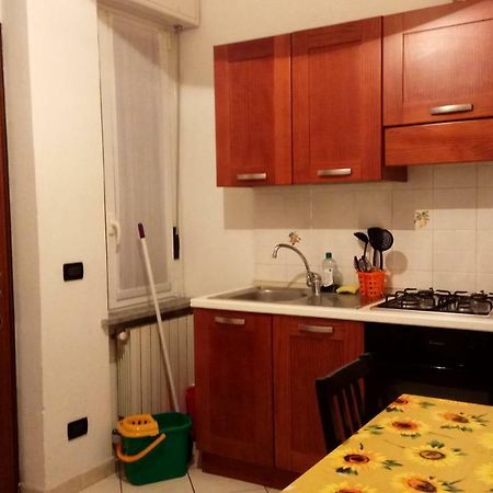 Scarpone Apartment Павия Екстериор снимка