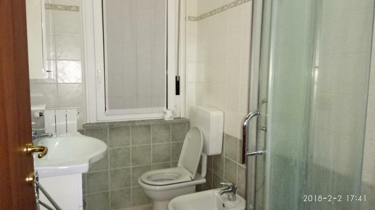 Scarpone Apartment Павия Екстериор снимка